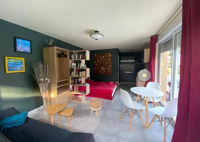 La Butinerie Apartment *